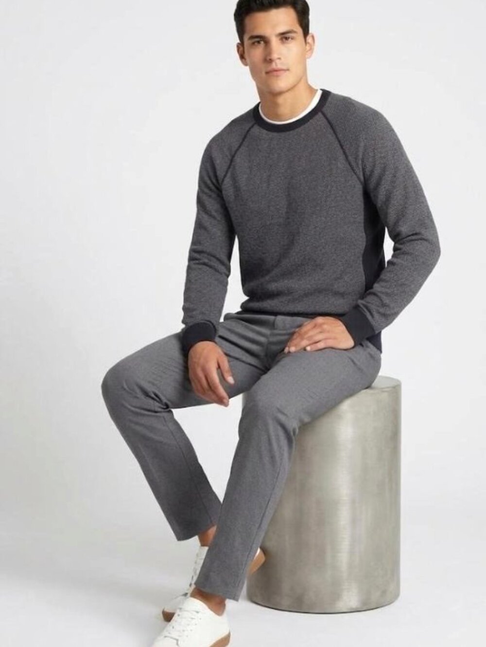 Vince wool & cashmere men's sweater, size medium